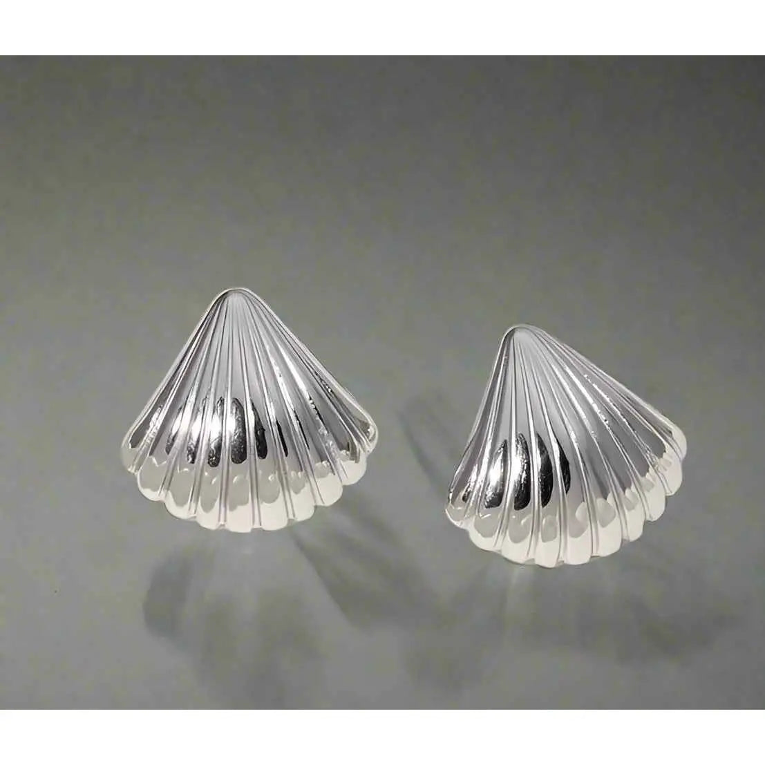 Coastal Shell Earrings - Manika Royale
