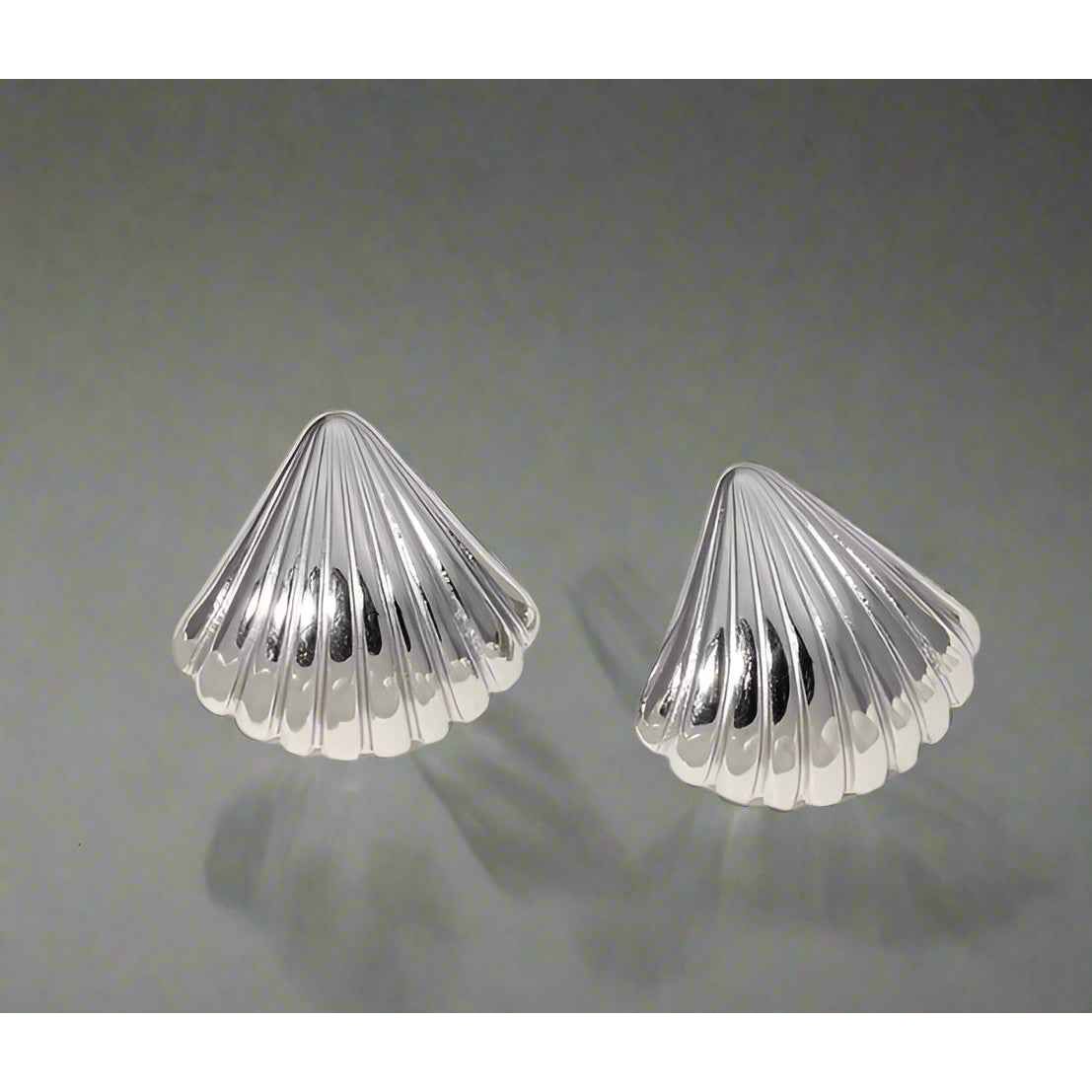 Coastal Shell Earrings - Manika Royale