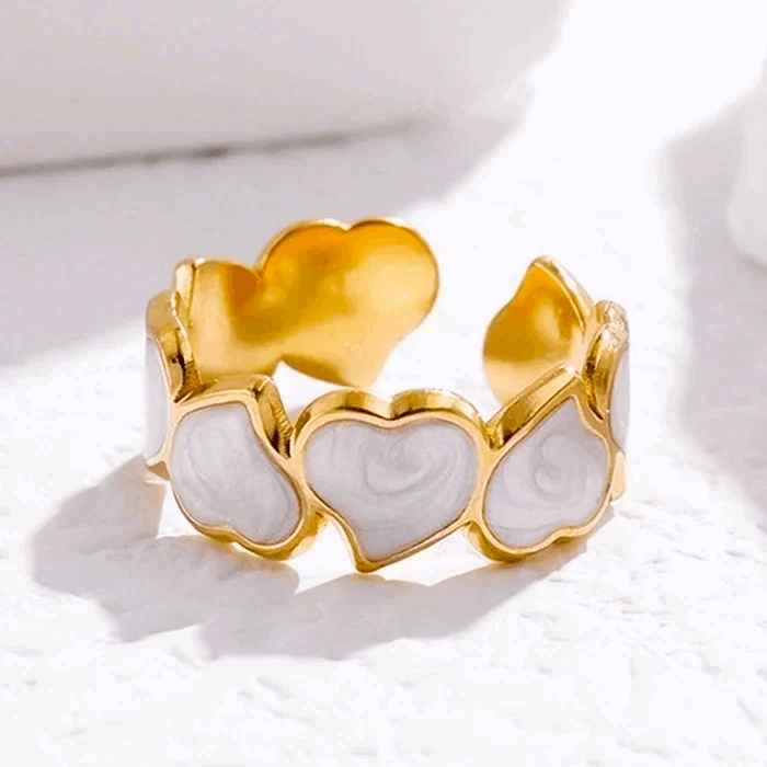 Golden Leafheart Ring - Manika Royale