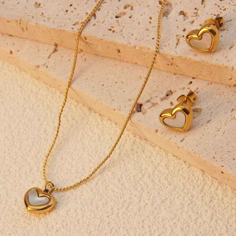 Charming Heart Bracelet - Manika Royale