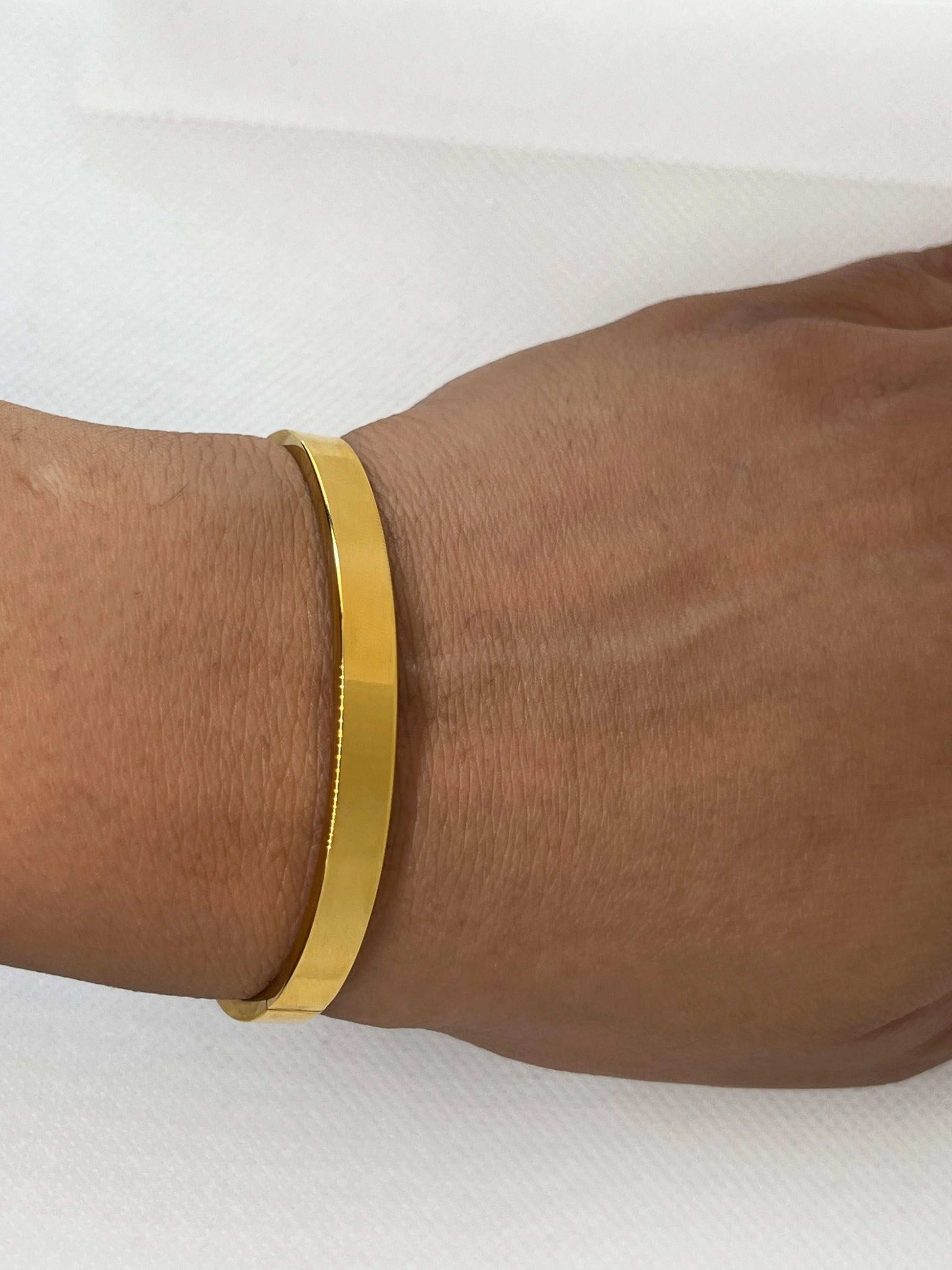 Golden Luxe Bangle - Manika Royale