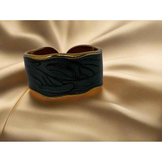 Onyx Edge Open Ring - Manika Royale