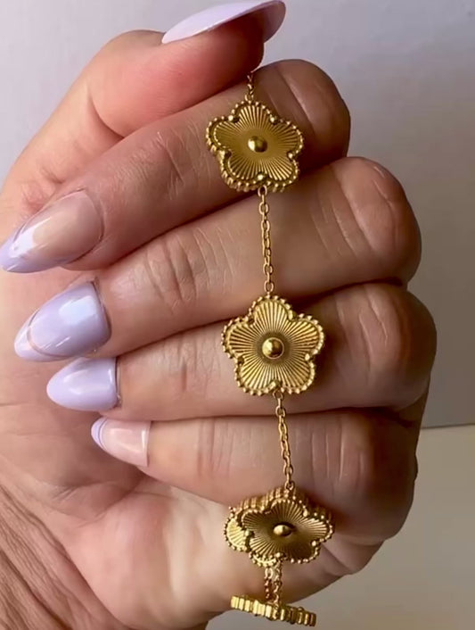 Blooming Grace Flower Bracelet